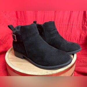 Torrid‎ Sweater Bootie Womens Black Ankle Buckle Outdoor Winter Comfort Wide 8WW